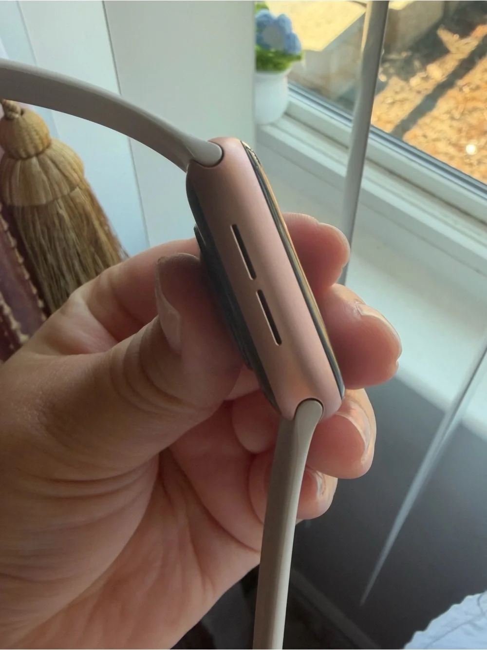 Apple Rose Gold Smartwatch